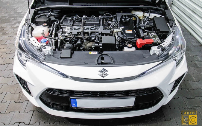 Suzuki Swace cena 93888 przebieg: 57000, rok produkcji 2020 z Ruda Śląska małe 562